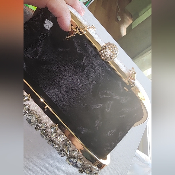 UBORSE EUC NOBLE CRYSTAL EVENING BAG CLUTCH - Picture 3 of 10